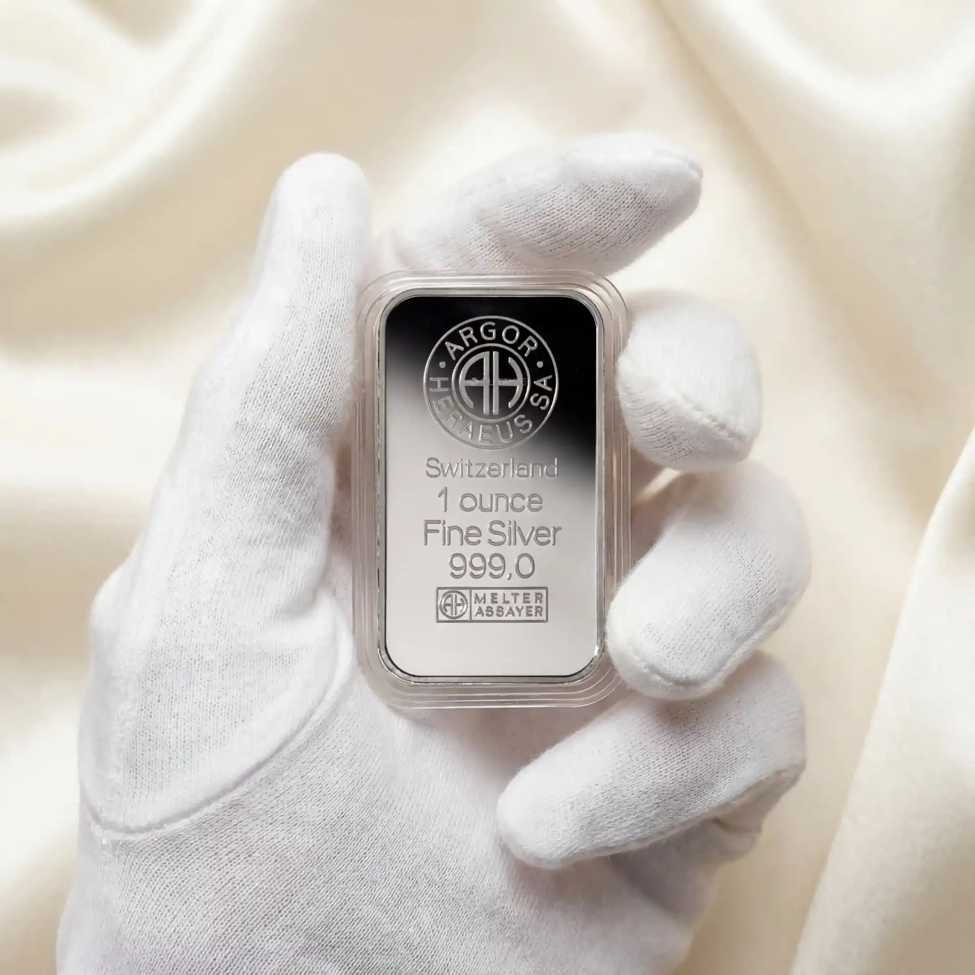 Toto Silver #001